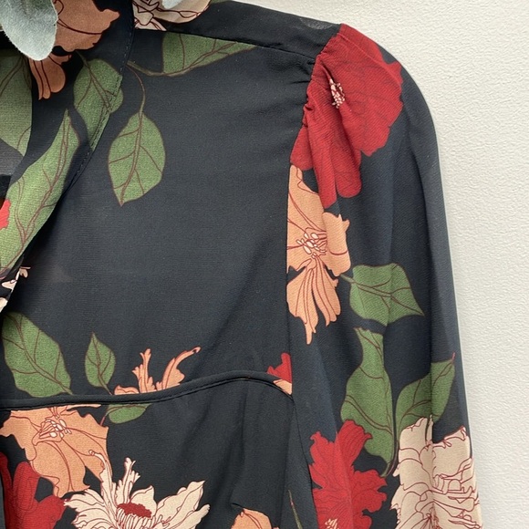 NWT Monteau Los Angeles Black Floral Long Sleeve Blouse XL - Picture 2 of 16